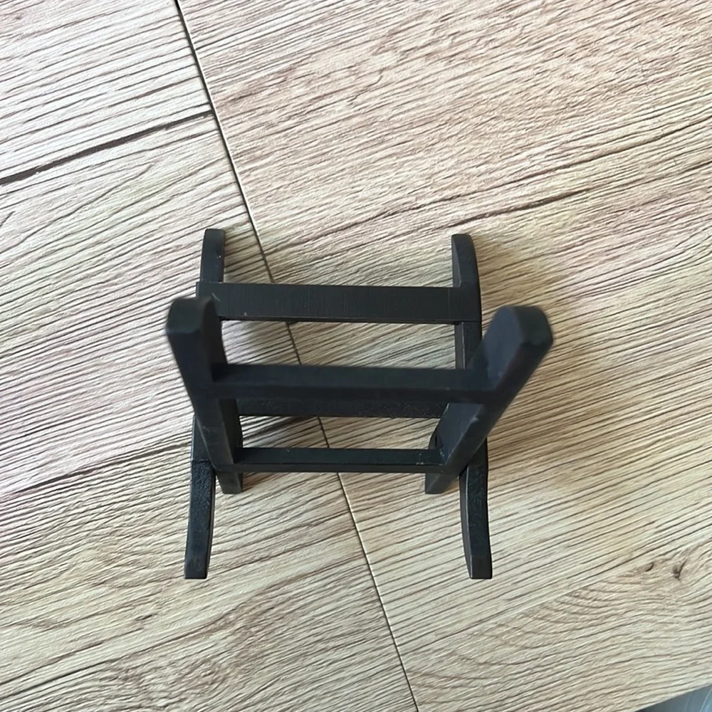 Graduation Cap Display Holder - Picture 2 of 4